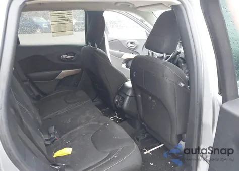 2017 Jeep Cherokee Latitude 4X4 z USA, uszkodzony, nr VIN 1C4PJMCB0HW594405